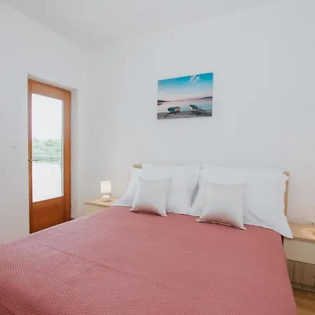Dagovi In - Haus Fuer 9 Personen