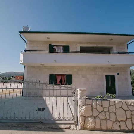 فيلة Dagovi In - Haus Fuer 9 Personen Vrsine