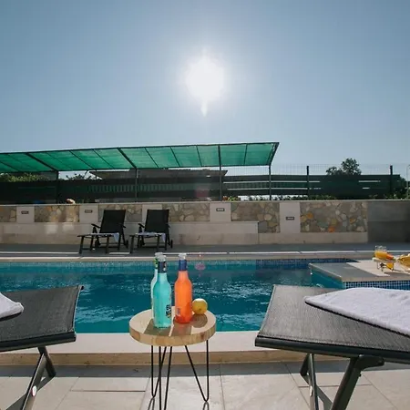 Dagovi In - Haus Fuer 9 Personen Villa Vrsine