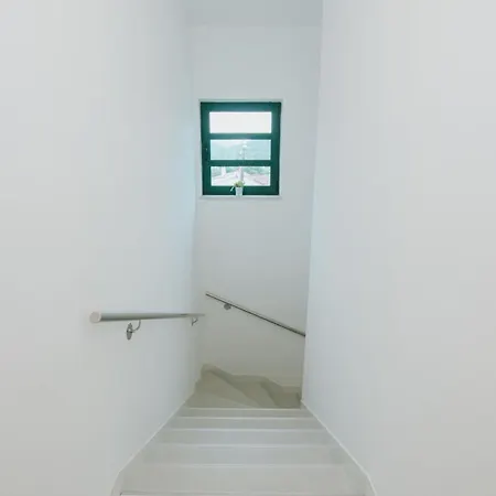 Dagovi In - Haus Fuer 9 Personen * Vrsine
