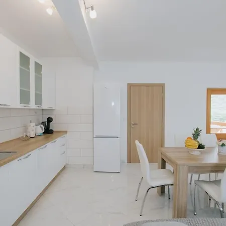 Villa Dagovi In - Haus Fuer 9 Personen Vrsine